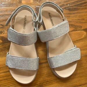 Naturino Jemes NEW SILVER GLITTER LEATHER SANDALS size 2.5-3‎ Little Girl